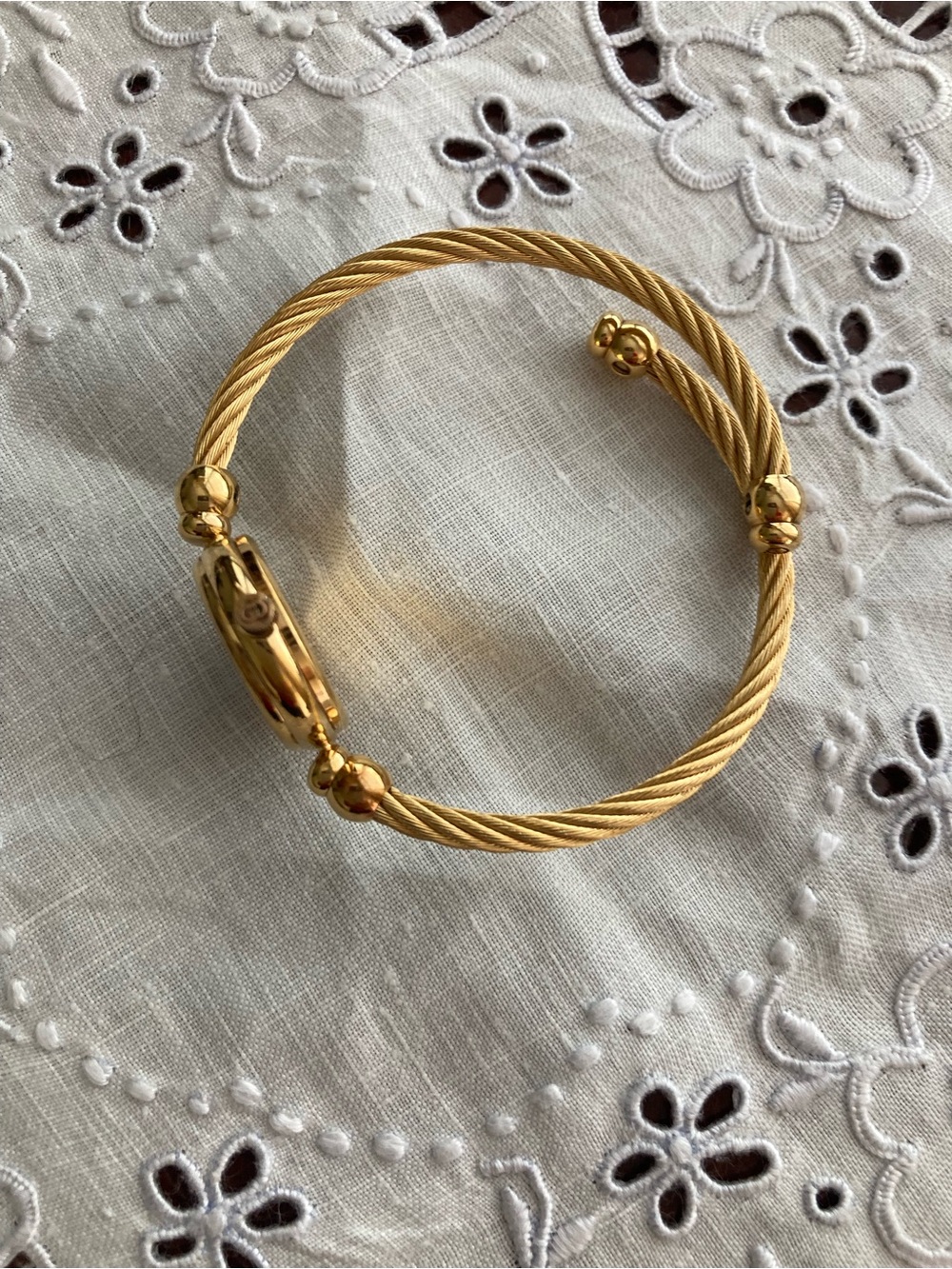 Gucci Gold-Tone Bangle Watch 2047L with Red and Green Stripe Dial - Picture 3 of 4